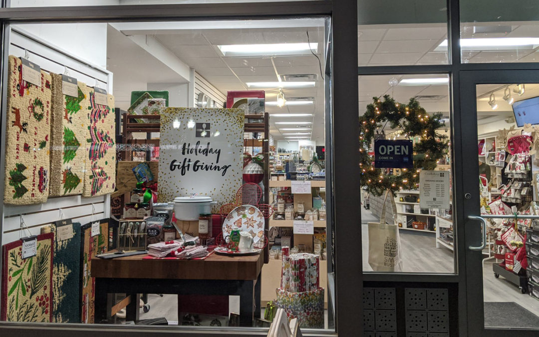 Join the Holiday Experience and Shop at the Center!